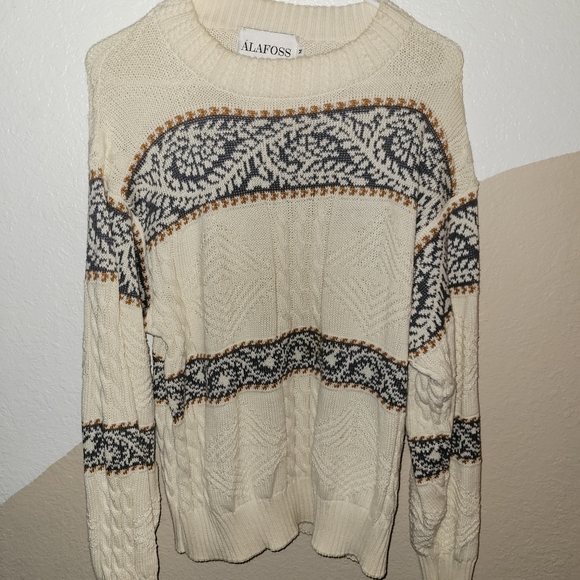Medium Alafoss sweater - Picture 1 of 2